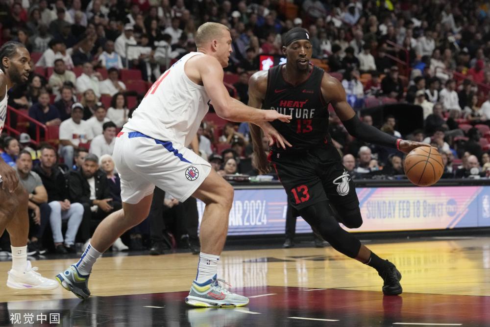 守中给球队 守中给球队