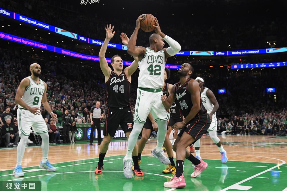 根据罗马诺 根据罗马诺